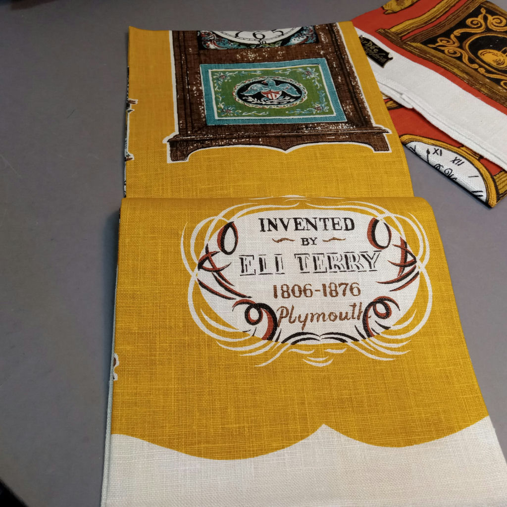 Vintage Linen Tea Towels & Clocks - image 4 of 21