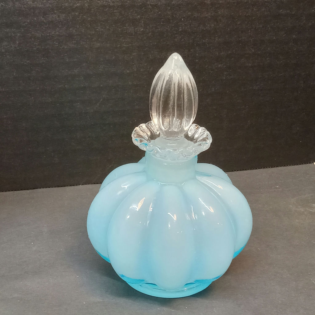 Fenton & Sydenstricker Glass - image 2 of 10