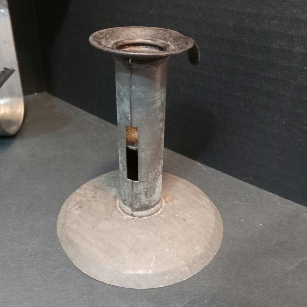 Antique Lighting - image 11 of 14