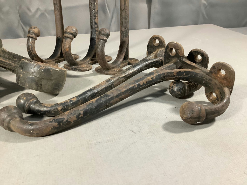Antique Metal Brackets & Hooks - image 9 of 9