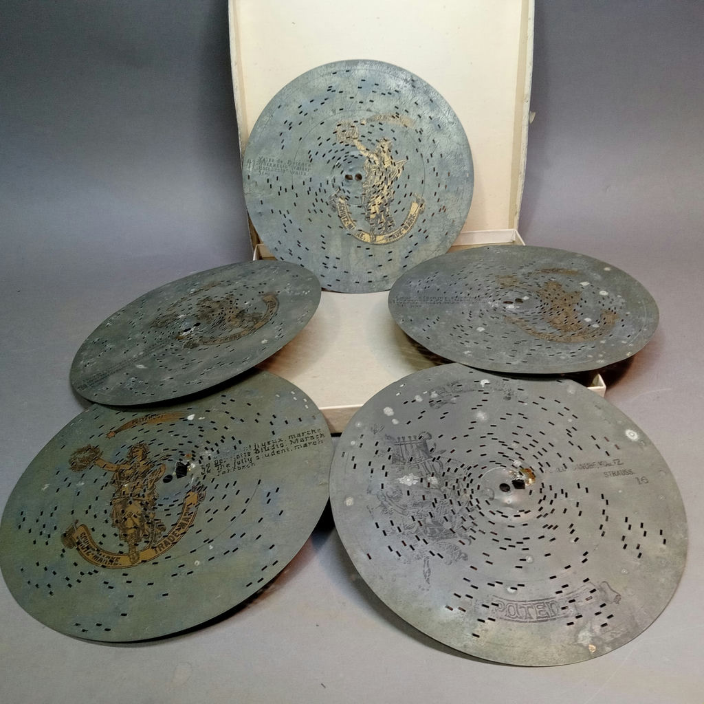 Antique Table Top Polyphone - image 19 of 24