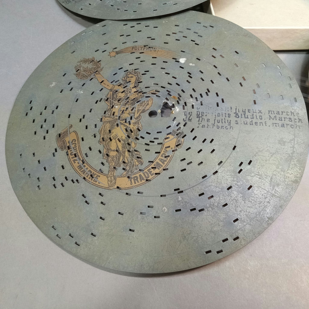 Antique Table Top Polyphone - image 22 of 24