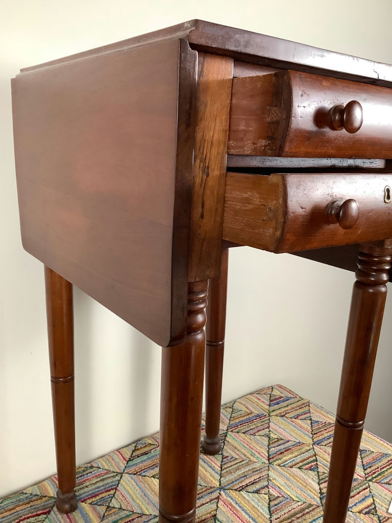 Antique Drop Leaf Side / Occasional Table - image 4 of 6