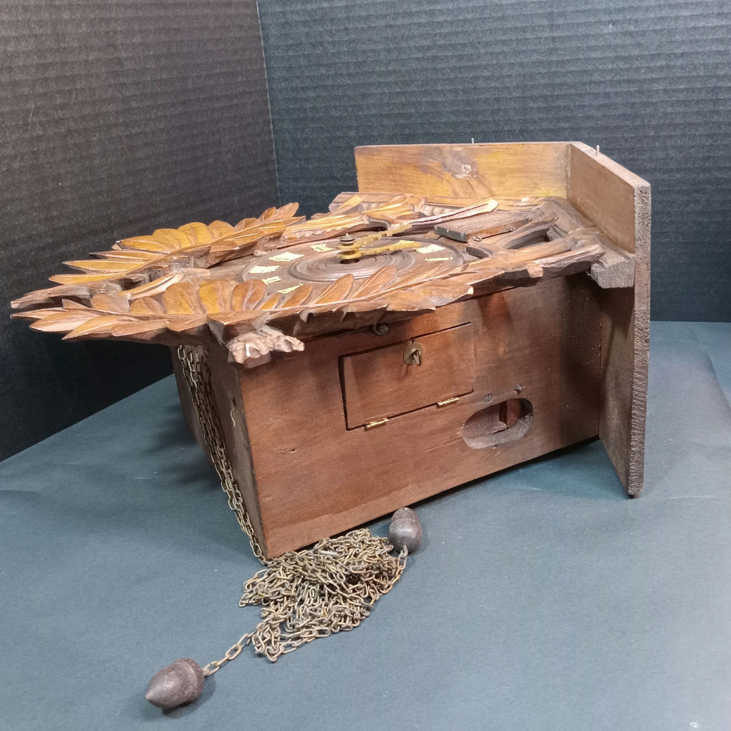 German Cuckoo Clocks - image 3 of 24
