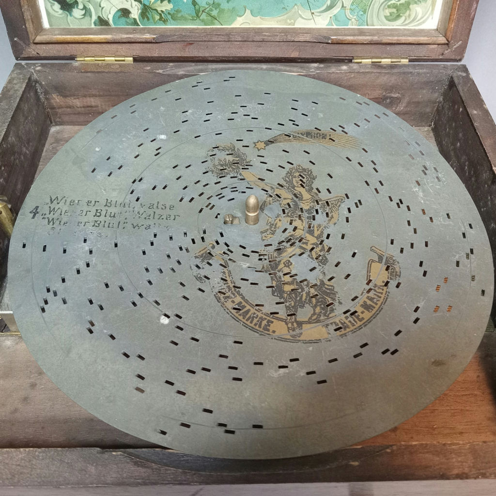 Antique Table Top Polyphone - image 8 of 24