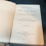 Vintage Kitchen / Light Reading - thumbnail 5 of 29
