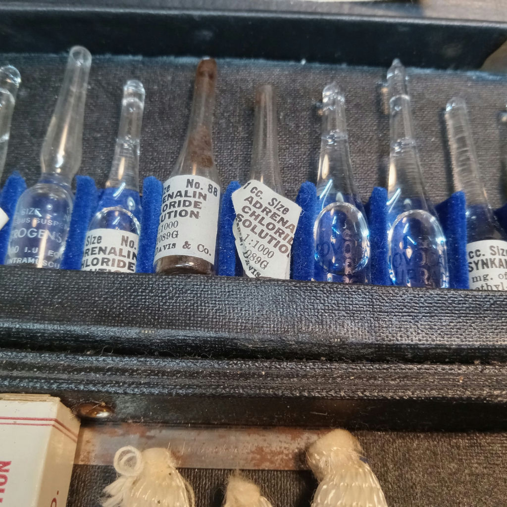 Antique Medical Tools - image 4 of 26