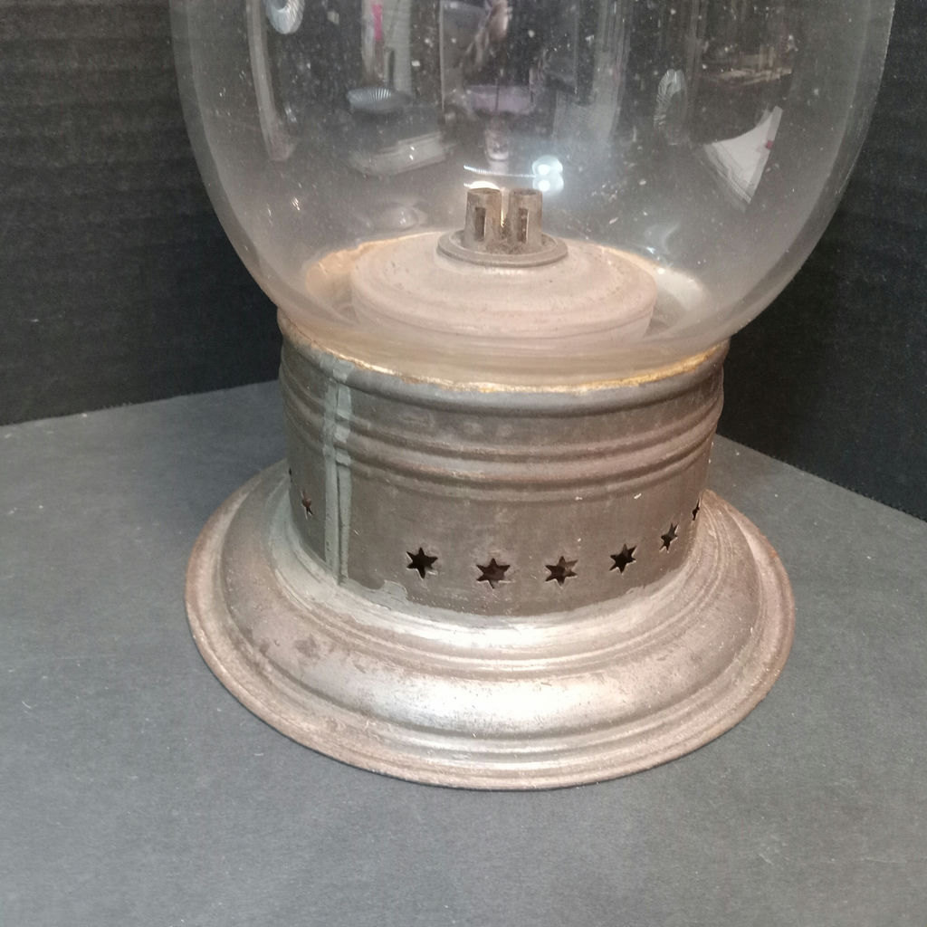 Antique Lighting - image 4 of 14