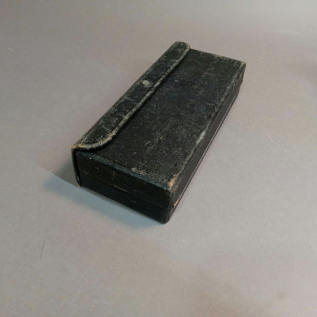 Antique Medical Tools - image 7 of 26