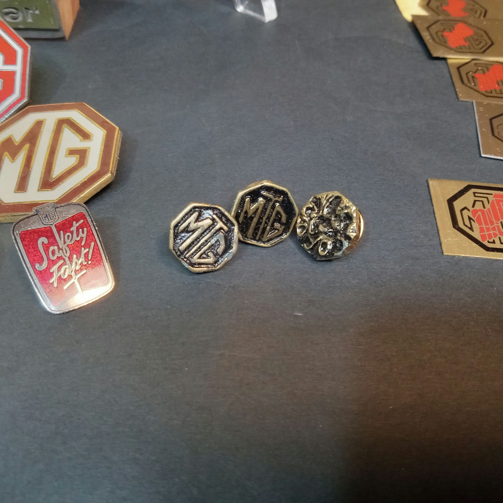 Men's MG Accessories - image 7 of 17