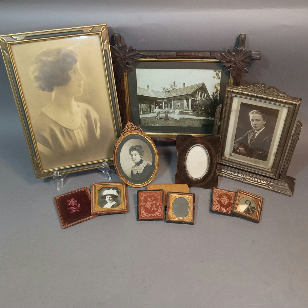 Antique Photos & Mini Diary - image 1 of 32