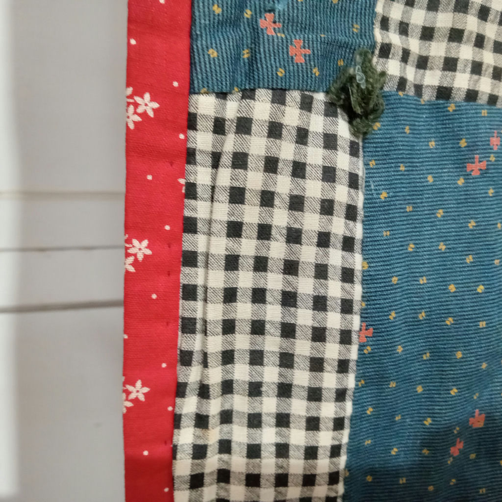 Vintage Handmade Building Blocks Quilt - image 4 of 6