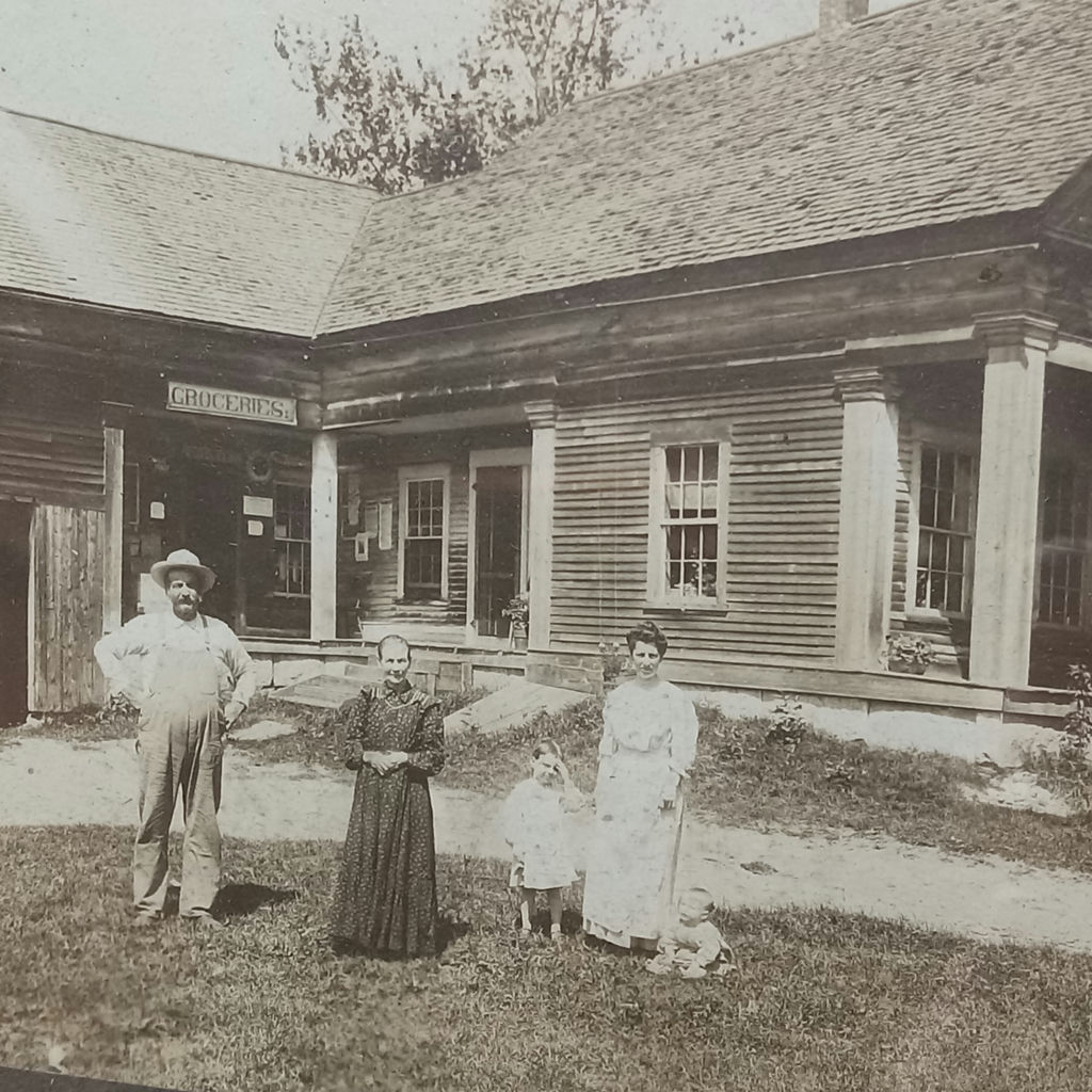 Antique Photos & Mini Diary - image 19 of 32