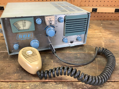 SBE CB Radio Model 33 - Image 1 of 5