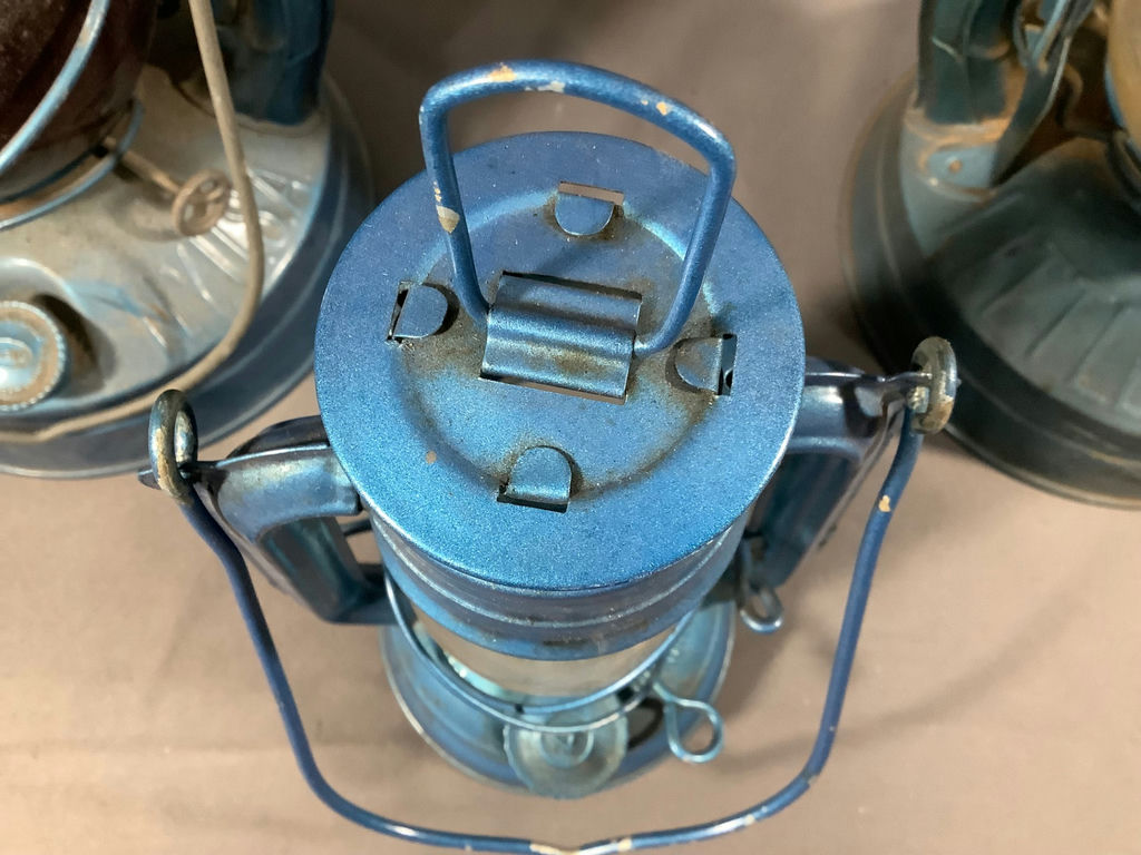 Vintage Dietz and Globe Railroad Lanterns - image 10 of 10