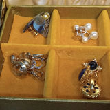 Ladies Costume Jewelry & Box - thumbnail 22 of 23