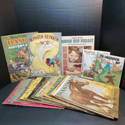Linen-Like Picture Books, 1935 - 1942 - Image 1 of 13