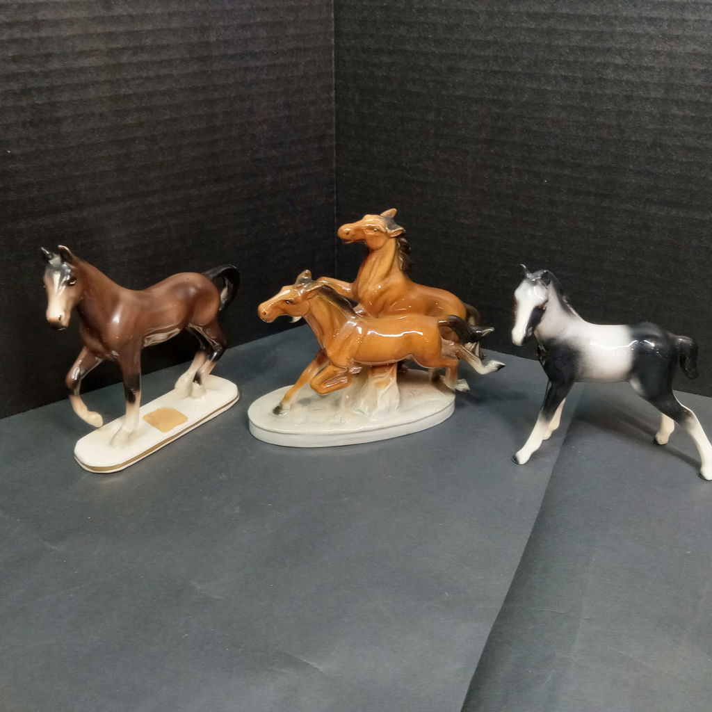 Royal Doulton & More - Vintage Horse Figurines - image 12 of 22