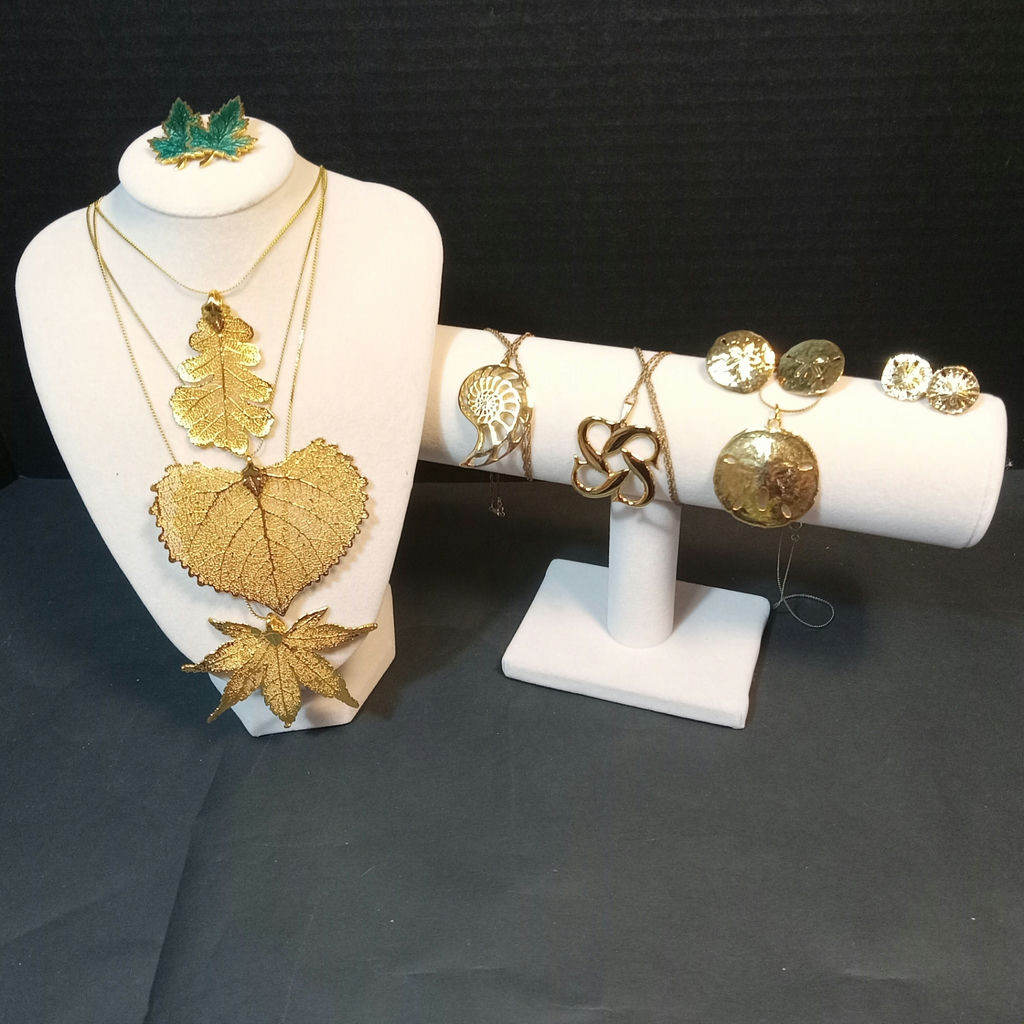 Vintage Land & See Inspired Jewelry - image 1 of 16