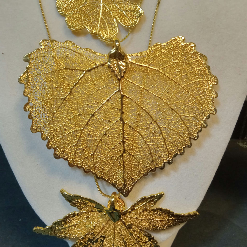 Vintage Land & See Inspired Jewelry - image 3 of 16