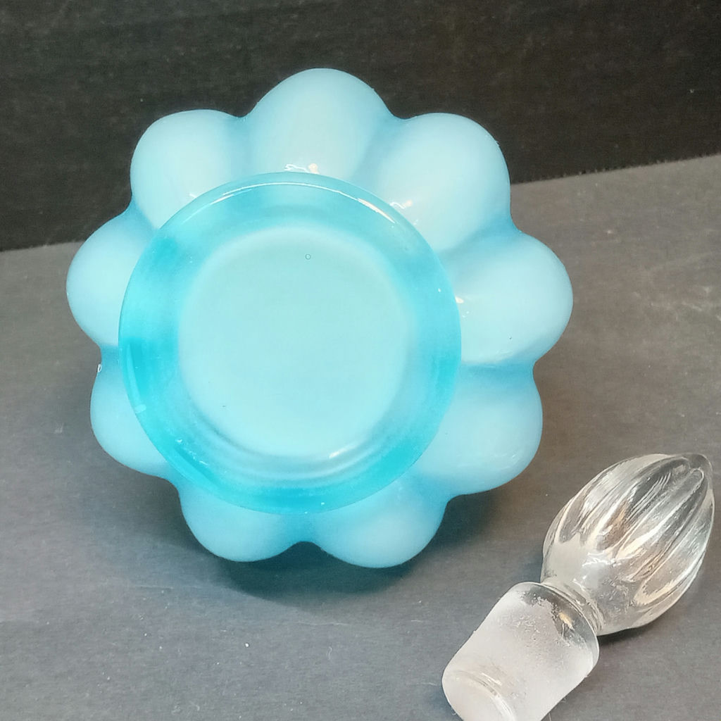 Fenton & Sydenstricker Glass - image 4 of 10