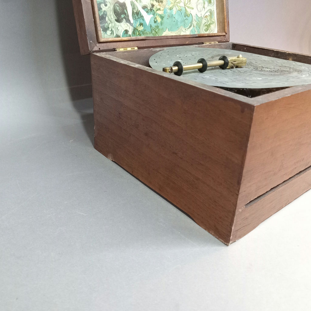Antique Table Top Polyphone - image 6 of 24
