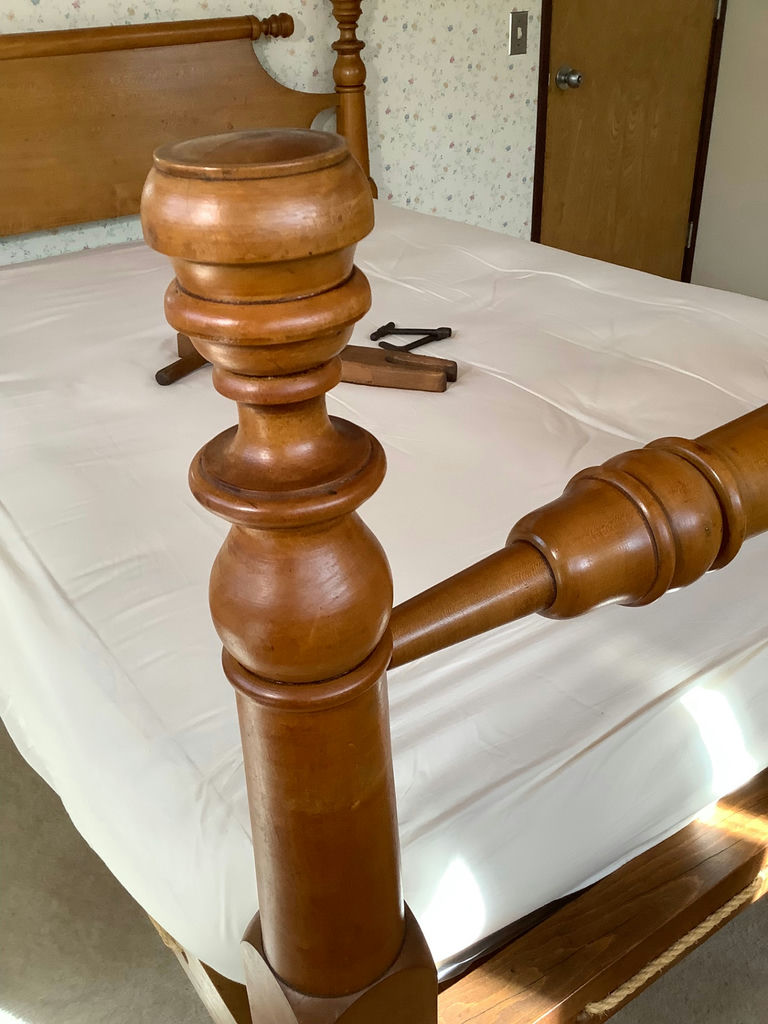 Antique Rope Beds - image 2 of 8