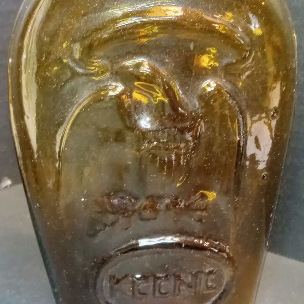 Antique Bottles & Collecting - image 4 of 18