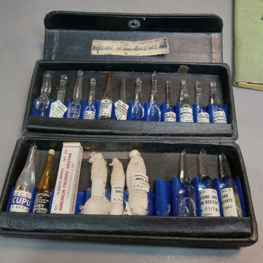 Antique Medical Tools - image 2 of 26