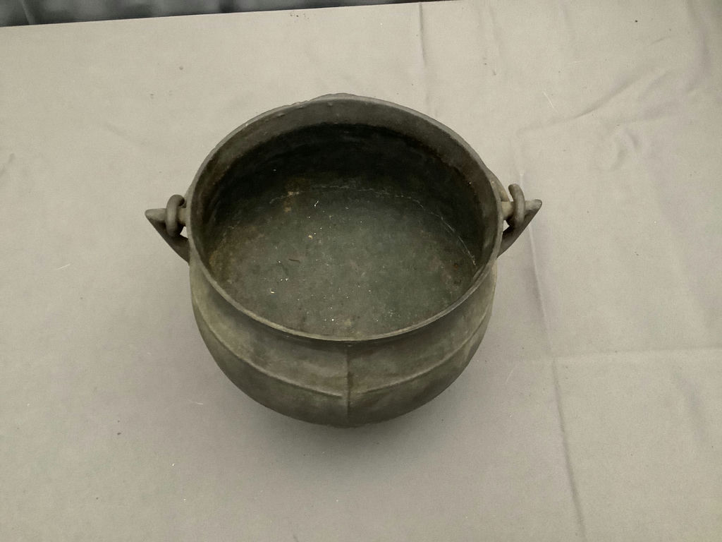 Cast Iron Pots - image 7 of 9