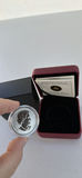 Royal Canadian Mint 2013 25-Cent Coloured Coin Portrait of Her Majesty Queen Elizabeth II - thumbnail 18 of 18
