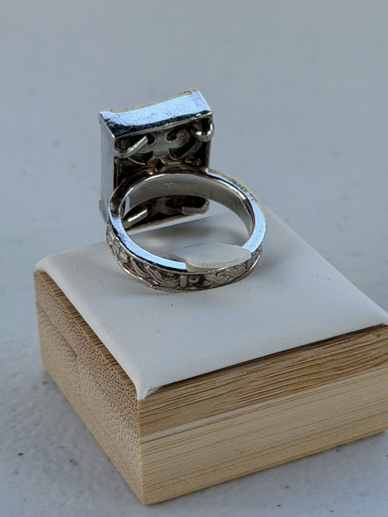 Sterling Silver Ring with Green Rectangular Stone - image 8 of 15