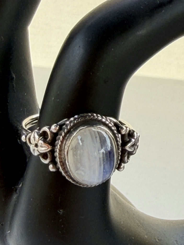 Silver Tone Oval Stone Ring - image 6 of 16