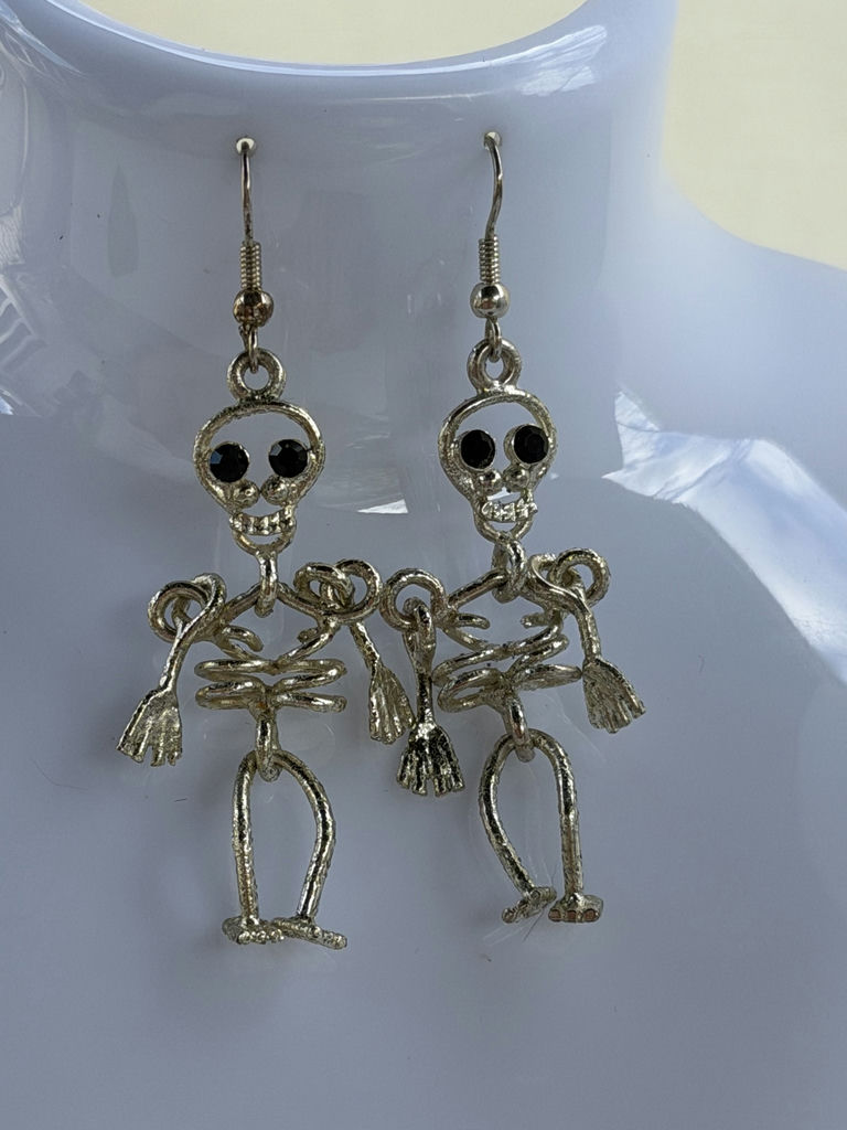 Halloween Themed Earrings and Pumpkin Pin - image 3 of 6