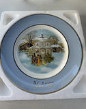 Noël 1977 Decorative Christmas Plate with Box - thumbnail 1 of 7