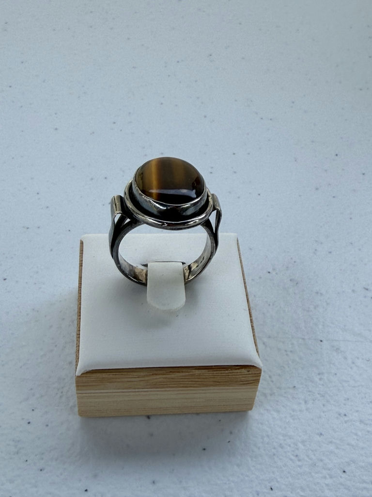 Sterling Silver Tiger's Eye Stone Ring - image 9 of 13