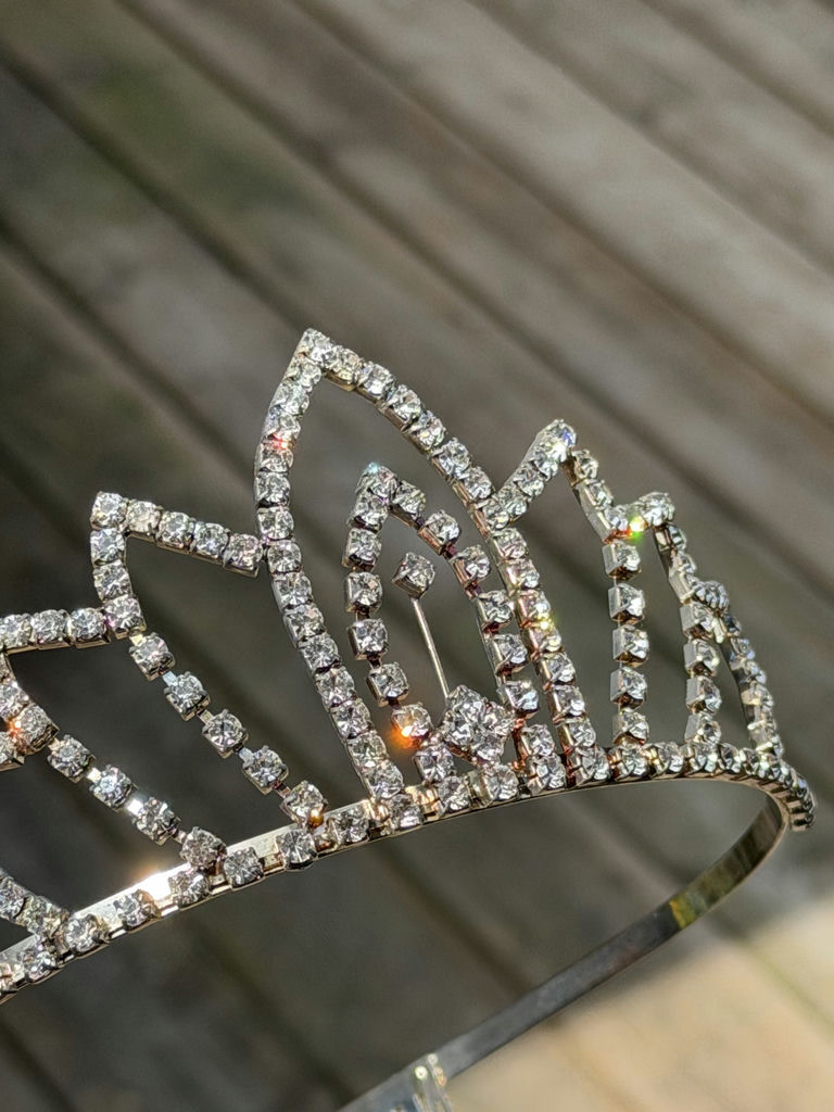 Rhinestone Tiara and Necklace Set - image 5 of 11