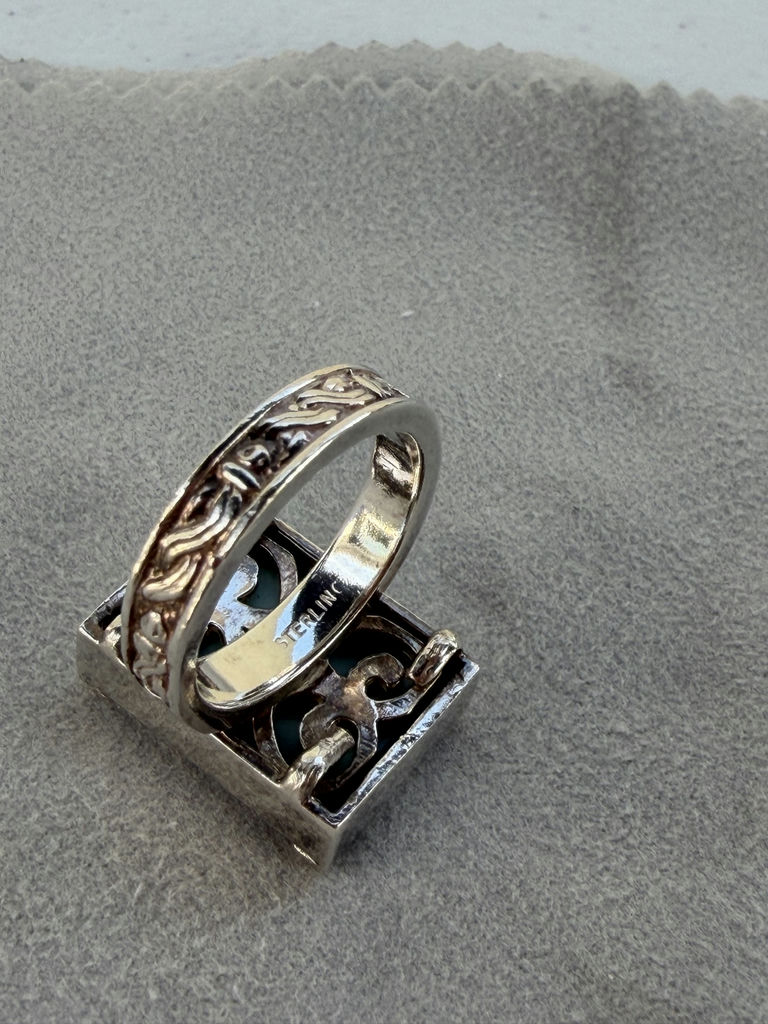 Sterling Silver Ring with Green Rectangular Stone - image 13 of 15