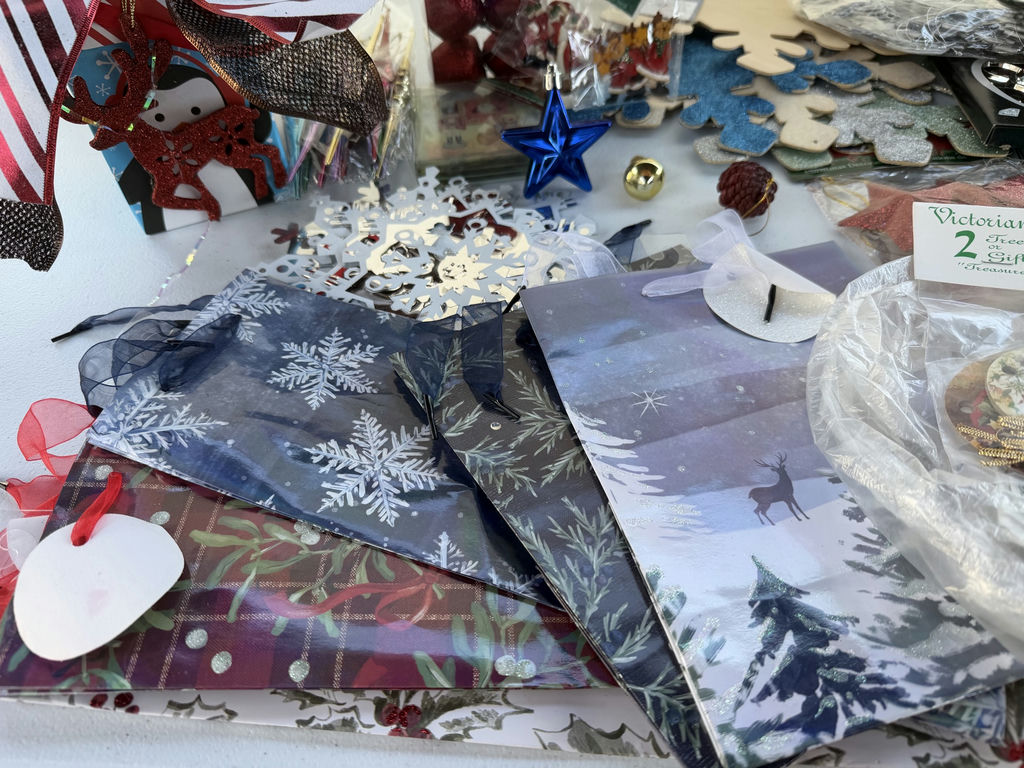 Assorted Christmas Decorations and Gift Bags LOT - image 3 of 8