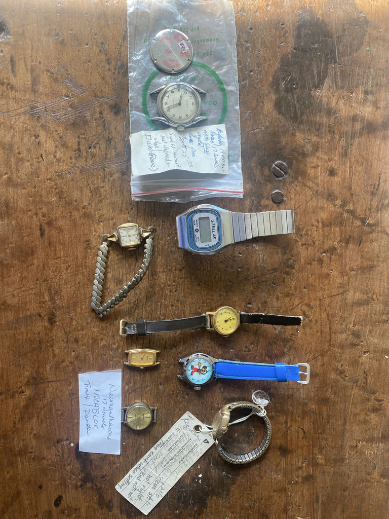 Assorted Watches in Need of Repair or Useful for Parts - image 1 of 9