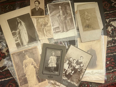 Cabinet Card Photos Of Children Family Portraits 1900 - Image 1 of 20