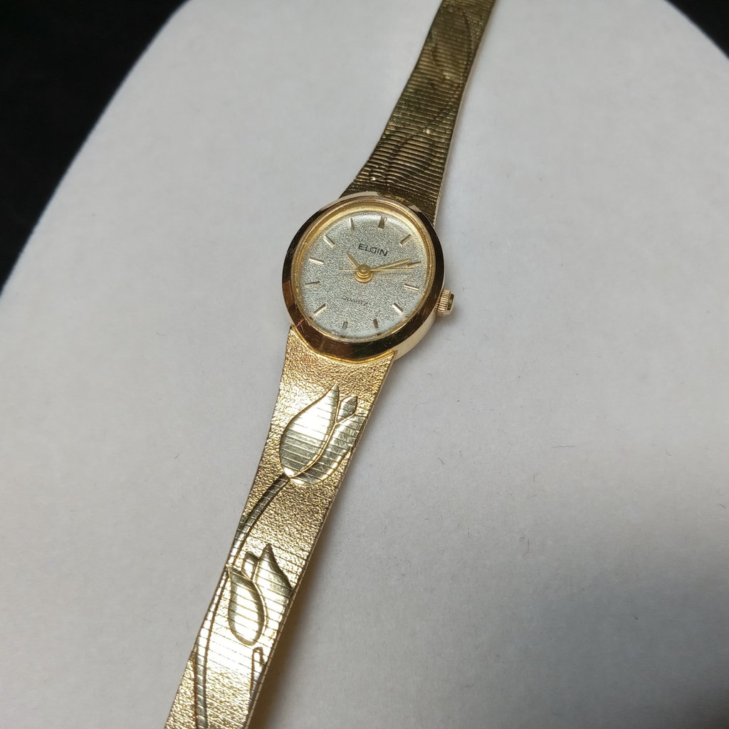 Vintage Ladies Wrist Watches - image 2 of 27