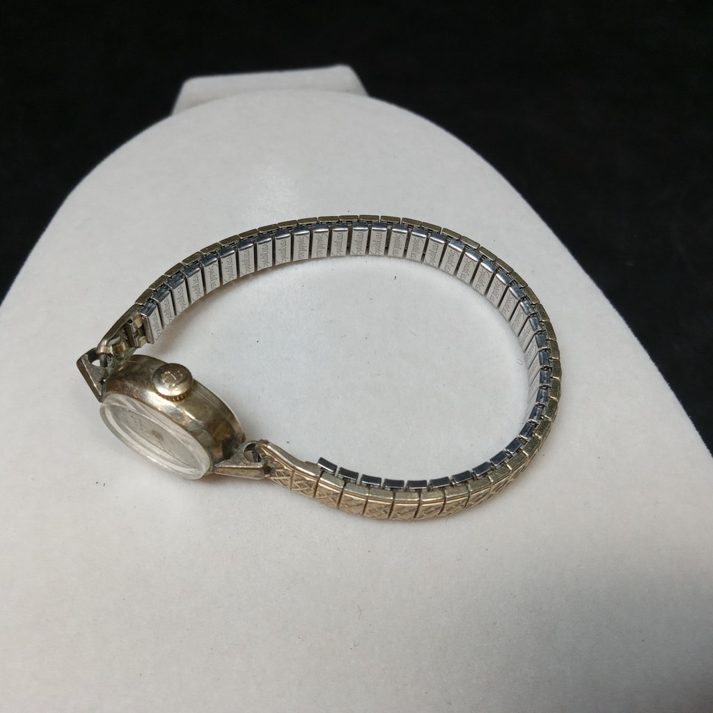 Vintage Ladies Wrist Watches - image 21 of 27