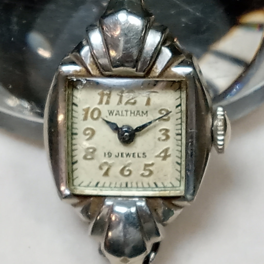 Vintage Ladies Wrist Watches - image 22 of 27