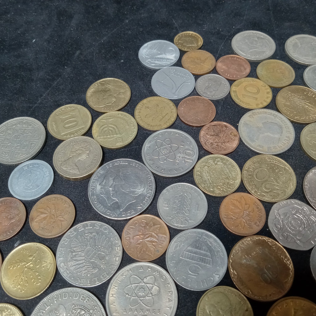 Foreign Paper Money & Coins - image 25 of 25