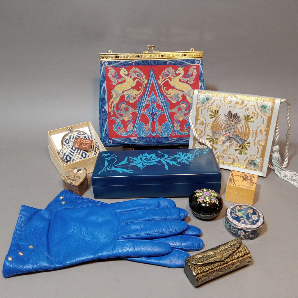 Assorted decorative boxes and accessories - image 1 of 26
