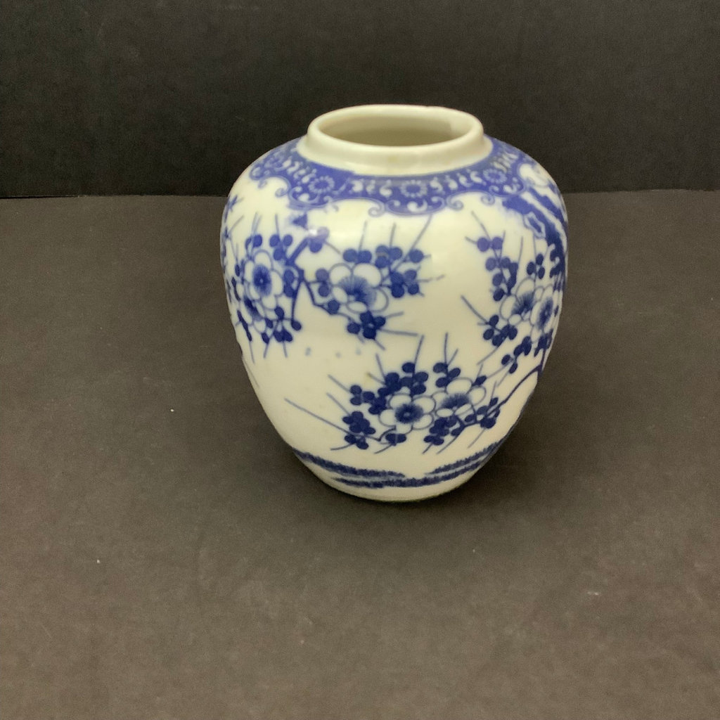 Blue and White Asian Decor - image 4 of 10