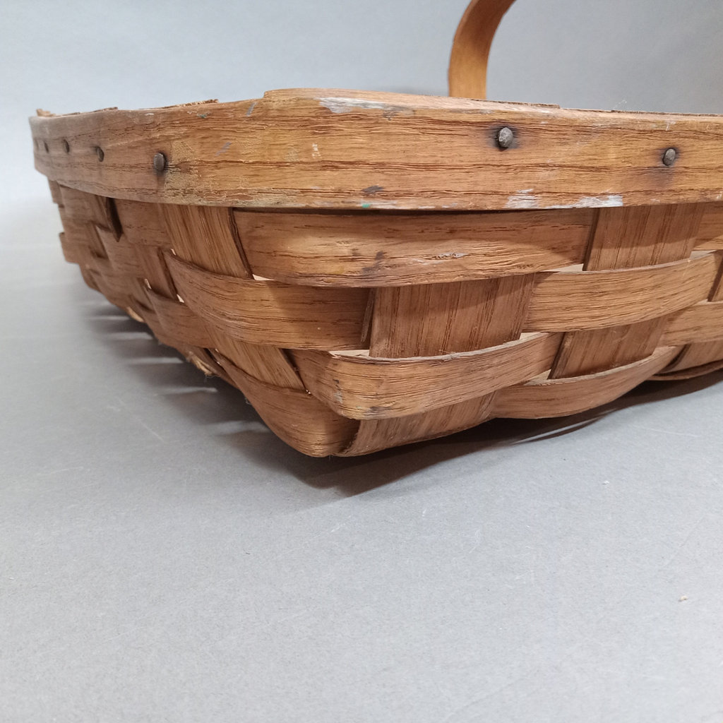 Echoes of Antique Decor - image 13 of 20