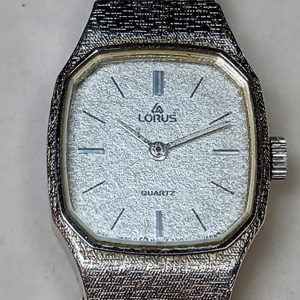 Vintage Ladies Wrist Watches - image 15 of 27