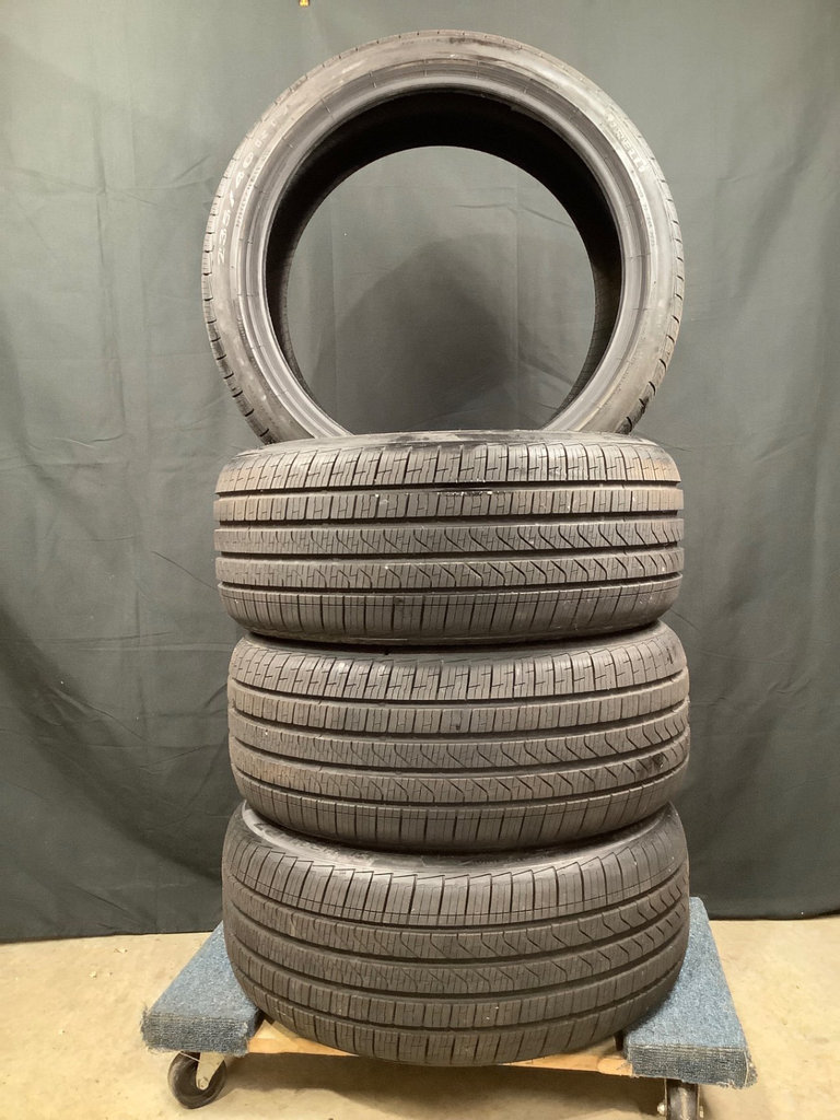 Cinturato P7 All Season Tires - image 1 of 5